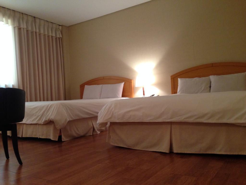 Daedong Hotel Jeju Værelse billede